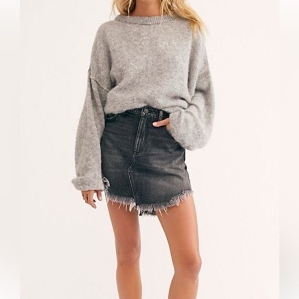 Free People Angelic Alpaca Oversized Pullover Sweater
Alpaca Knit Grey Long line